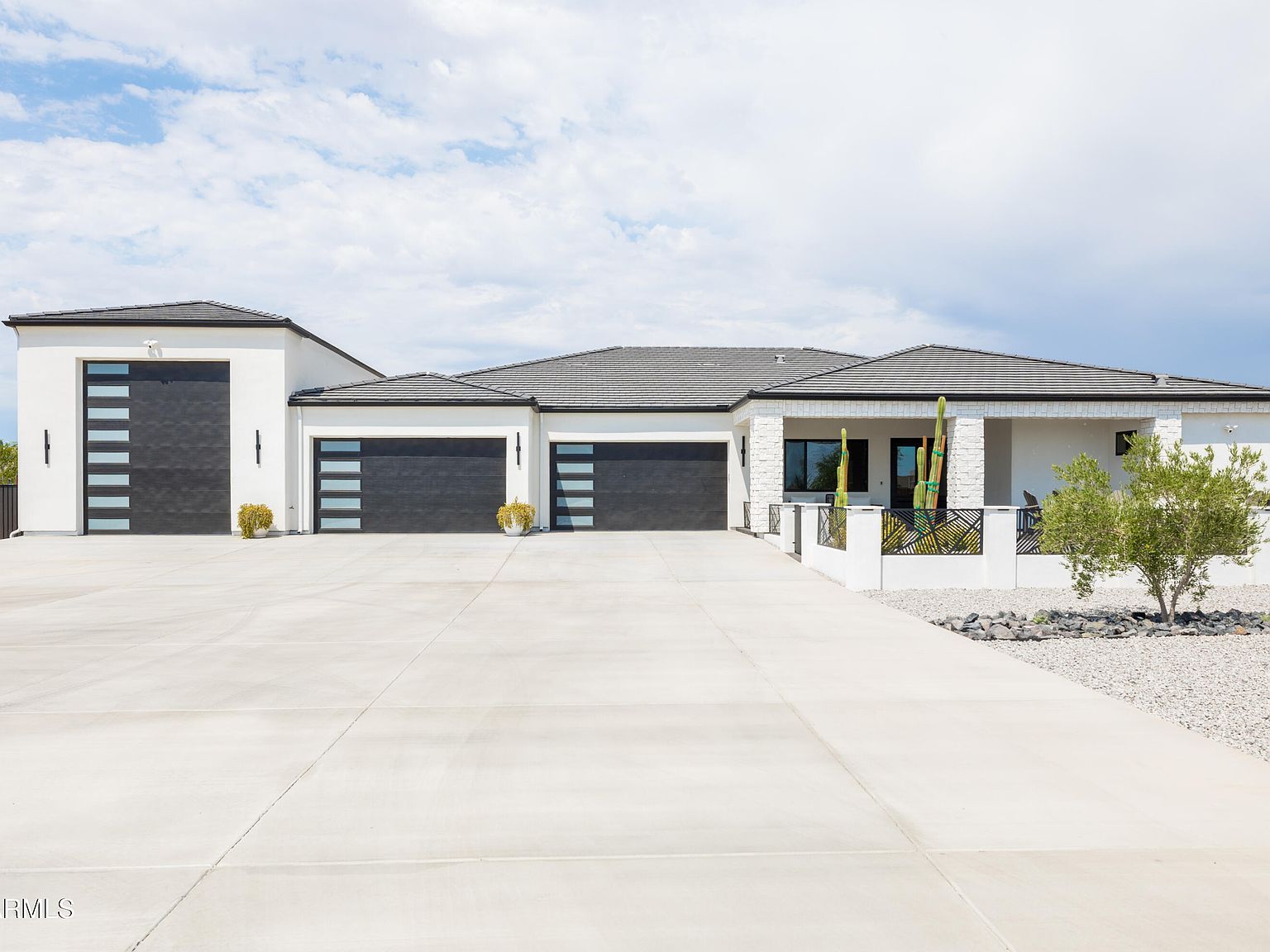 1658 E New River Rd New River, AZ 85087  | Single Family