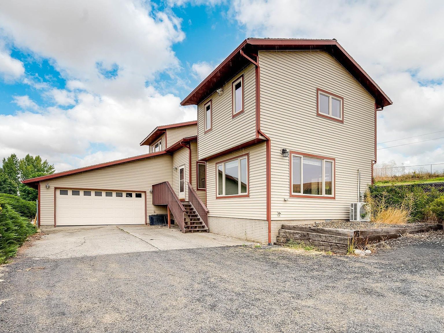 1890 SE Johnson Ave Pullman, WA 99163 - Thumbnail 2