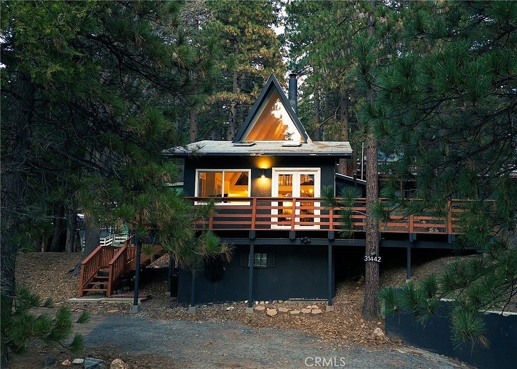 31442 Ocean View Dr Running Springs, CA 92382 - Thumbnail 2