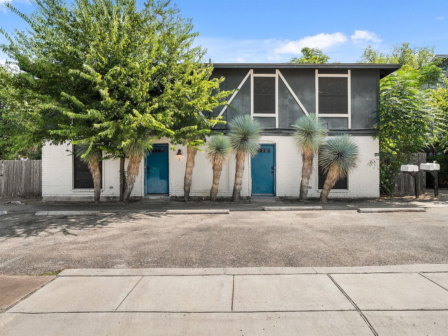 3507 Alpine Cir Austin, TX 78704 - Thumbnail 2