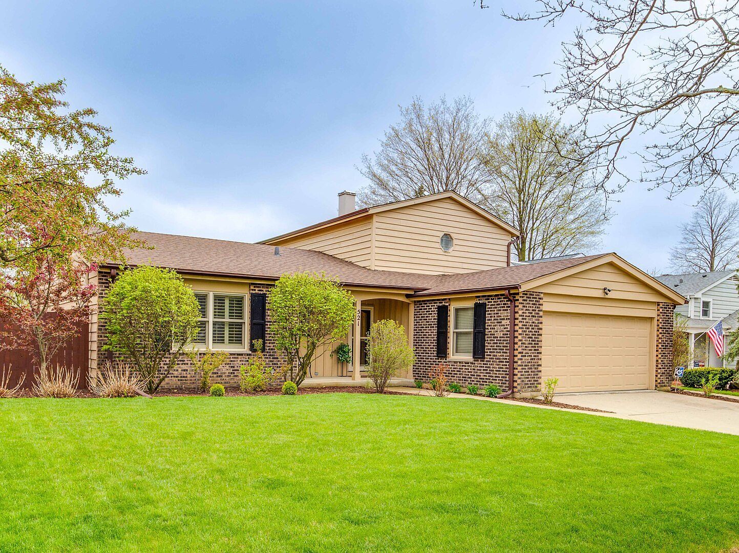 521 Sandy Ln Libertyville, IL 60048  | Single Family