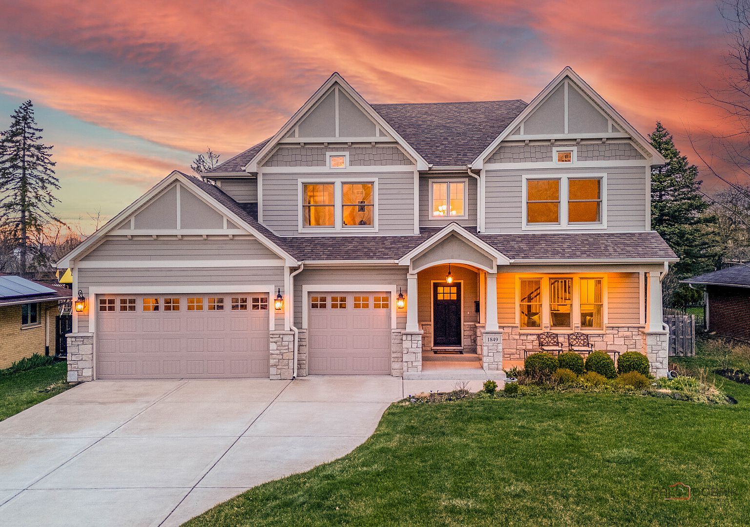 1849 N Chestnut Ave Arlington Heights, IL 60004  | Single Family