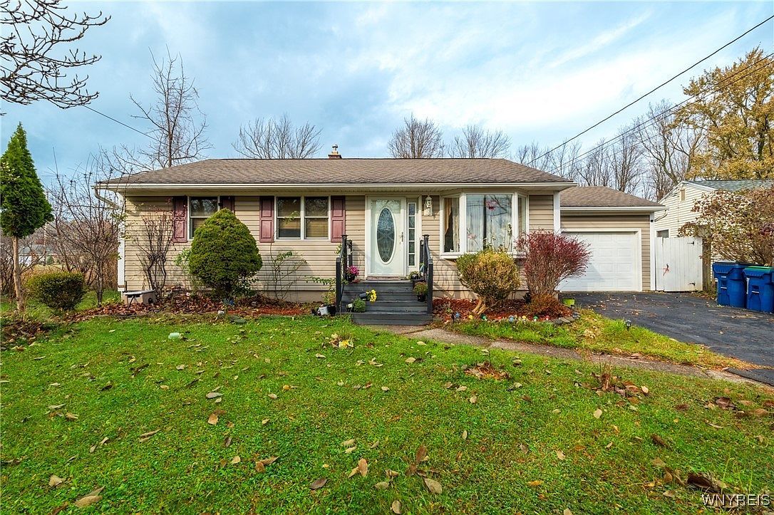 676 N Ellicott Creek Rd Amherst, NY 14228 - Thumbnail 2