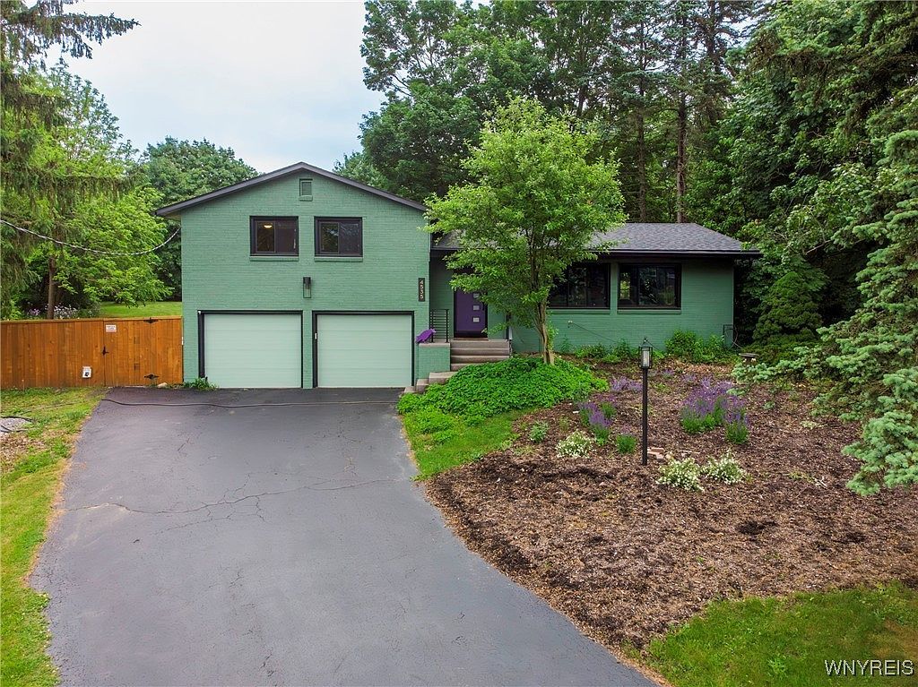 4535 Ransom Rd Clarence, NY 14031 - Thumbnail 2