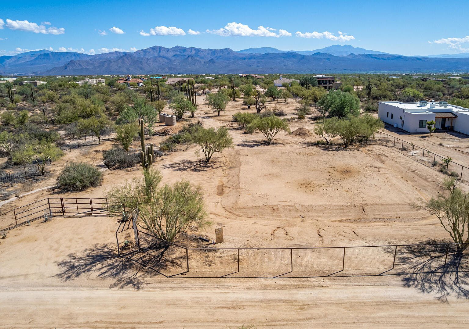 31041 N 160th St #B, Scottsdale, AZ, 85262 - Thumbnail 2