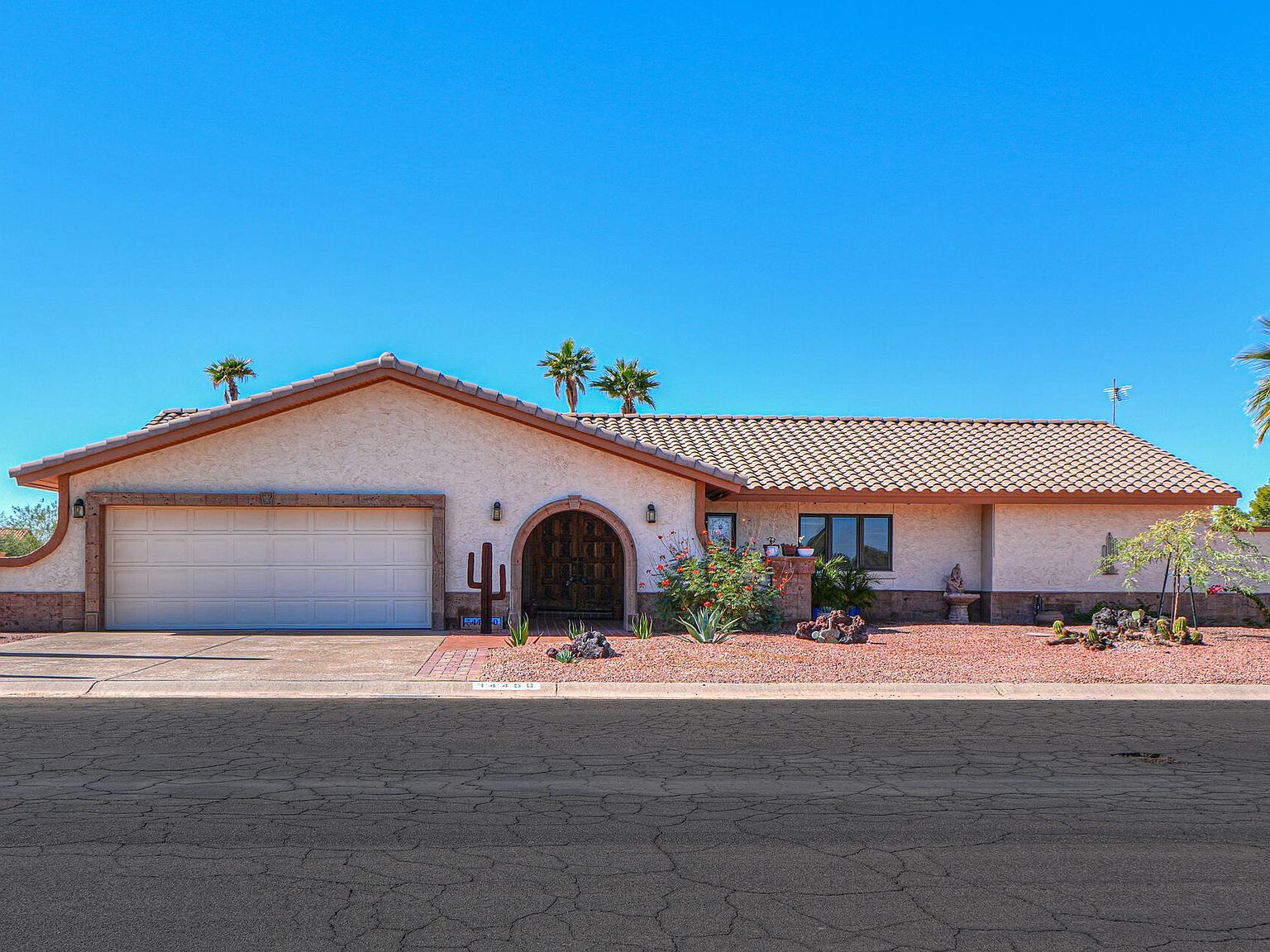 14450 S Country Club Way Arizona City, AZ 85123 - Thumbnail 2