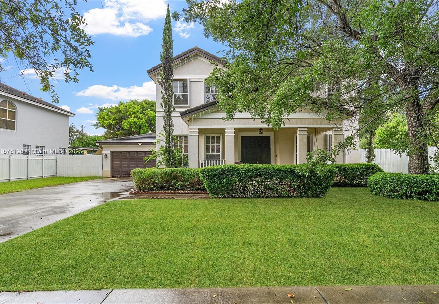 12841 SW 200th Ter Miami, FL 33177 - Thumbnail 2