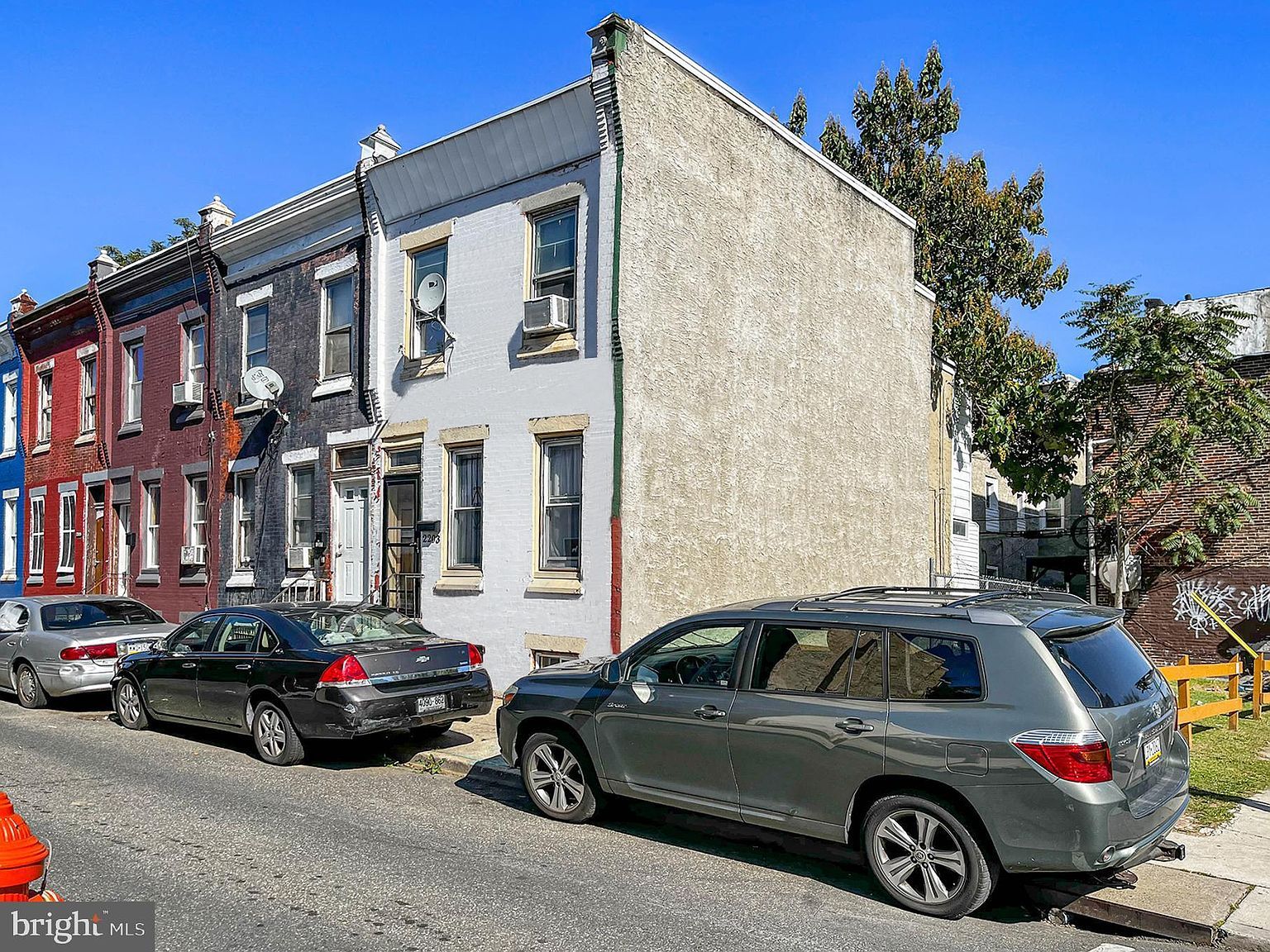 2203 N Colorado St Philadelphia, PA 19132 - Thumbnail 2