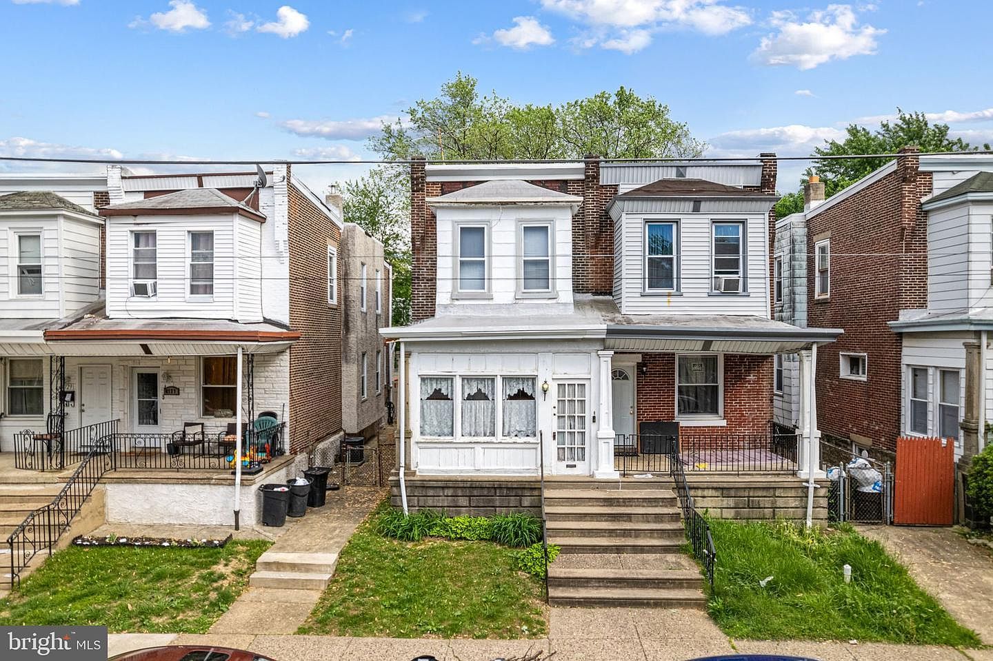 6125 Cottage St Philadelphia, PA 19135 - Thumbnail 2