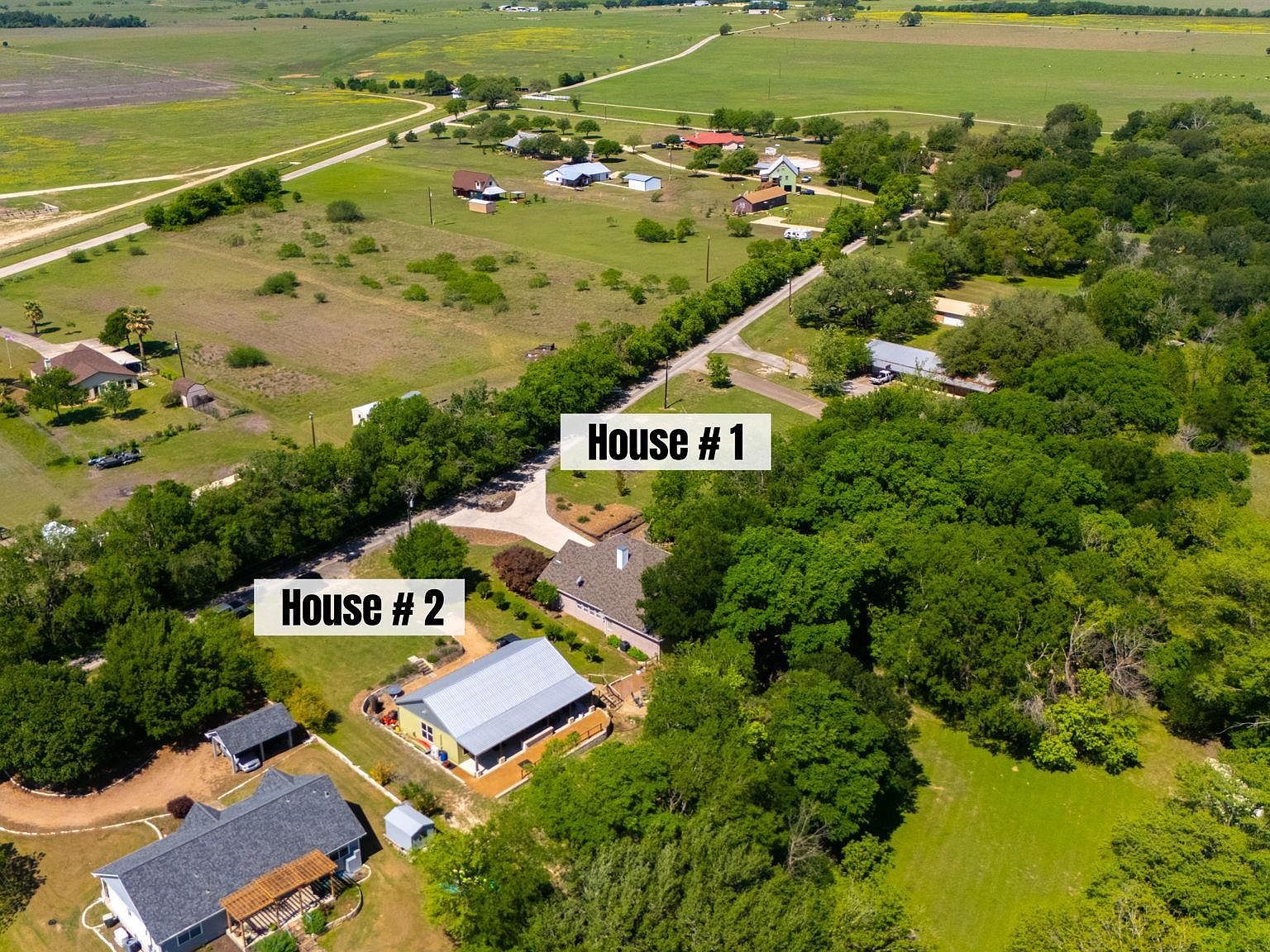 326 Red Bird Ln Kingsbury, TX 78638 - Thumbnail 2