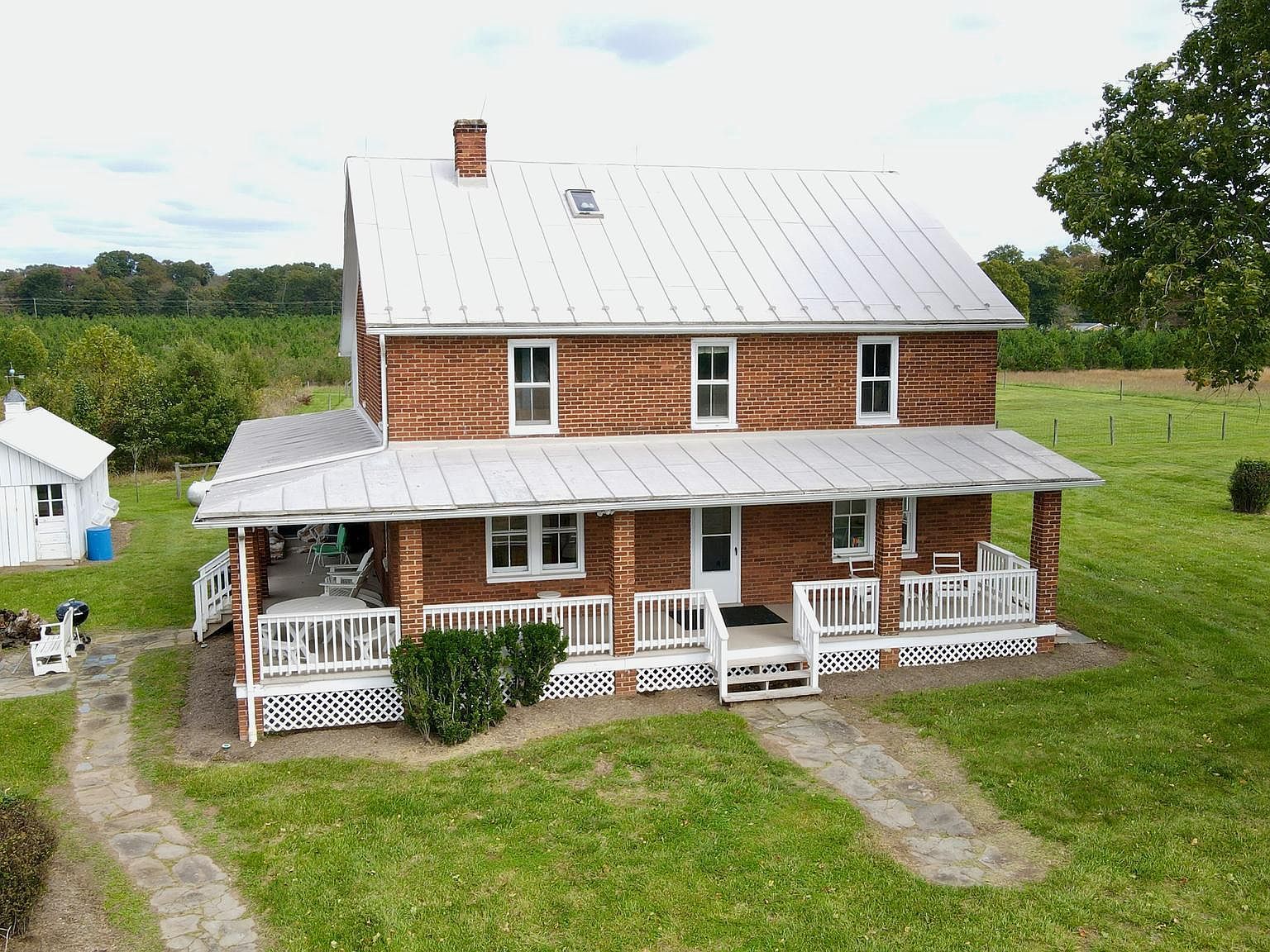 43086 Lucketts Rd Leesburg, VA 20176 - Thumbnail 2