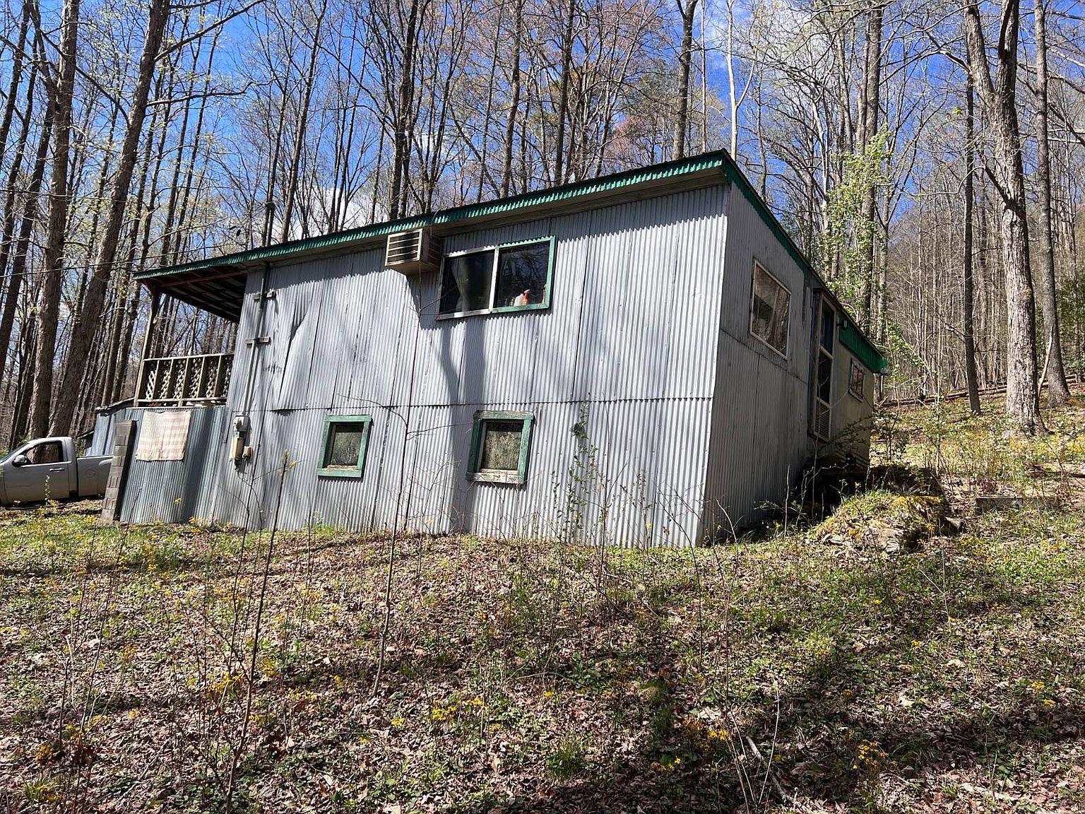 7520 Elk River Rd Webster Springs, WV 26288 - Thumbnail 2