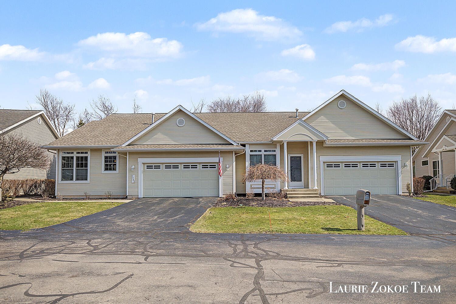 1062 Kensington St NW Grand Rapids, MI 49534  | Condominium