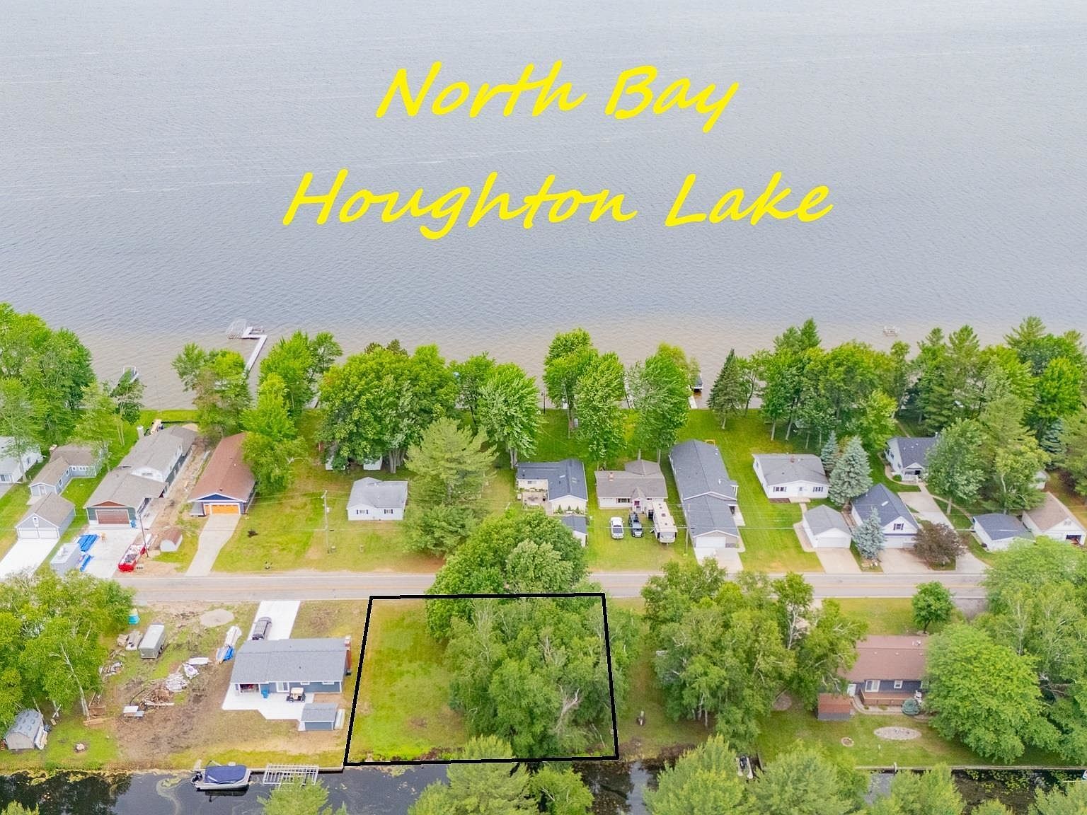 Long Point Dr Houghton Lake, MI 48629 - Thumbnail 2