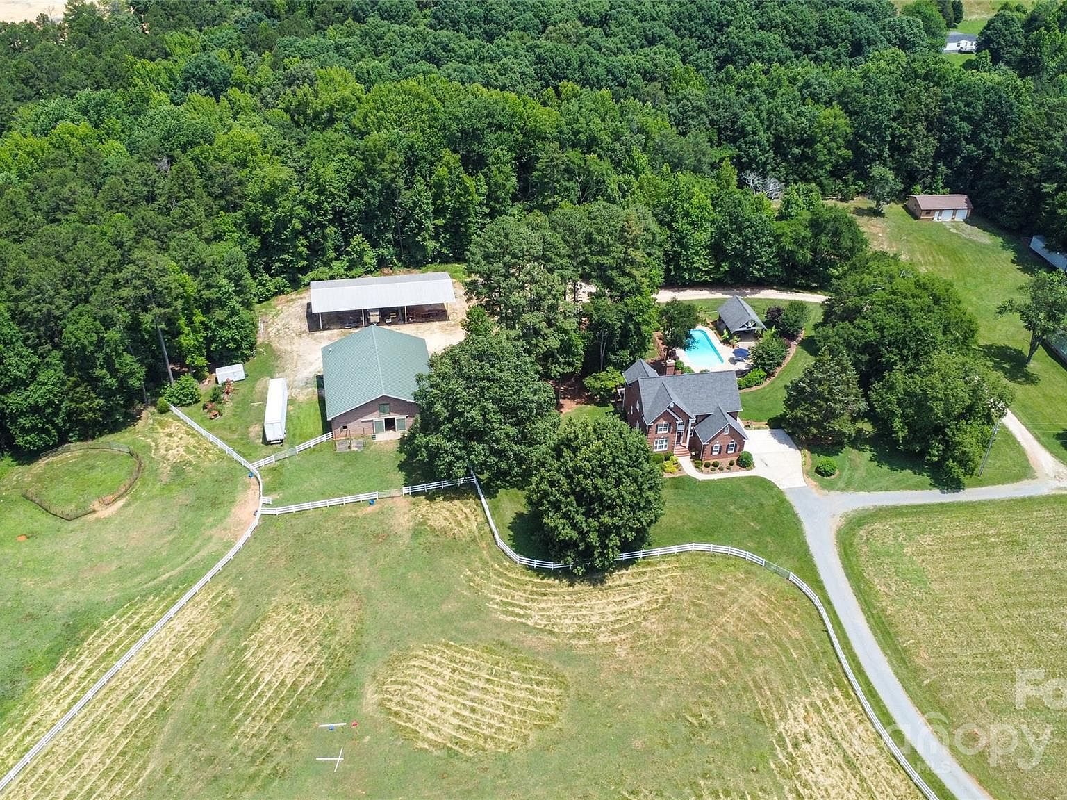 5610 Golden Pond Dr Indian Trail, NC 28079 - Thumbnail 2