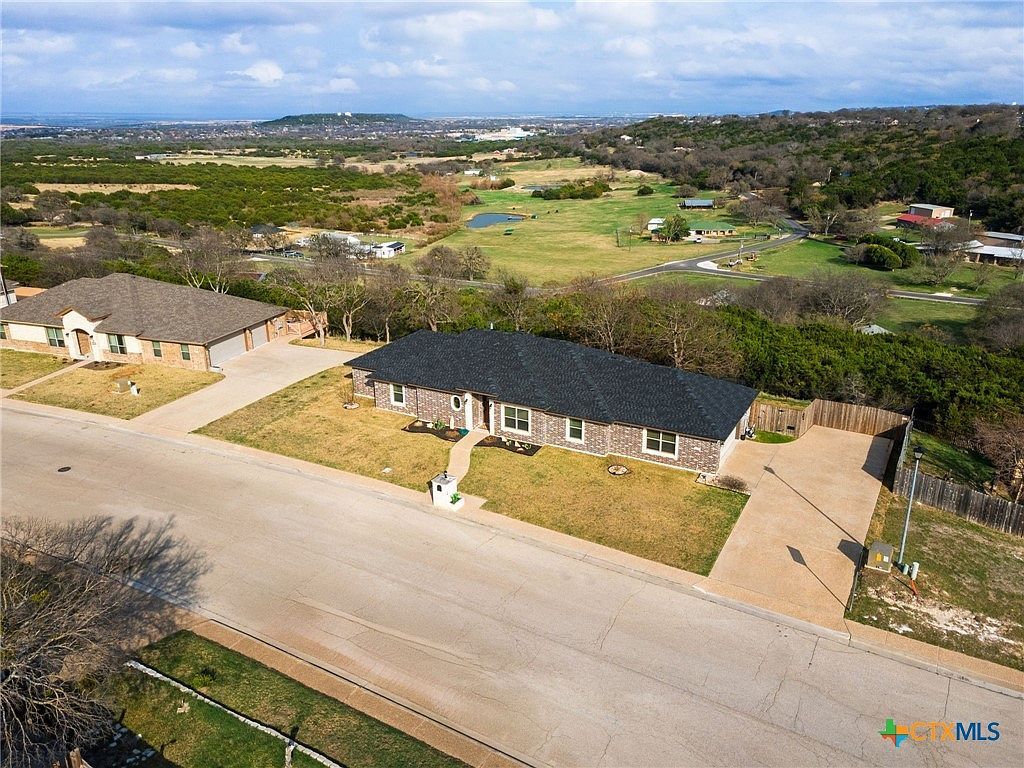 522 Skyline Dr Copperas Cove, TX 76522 - Thumbnail 2