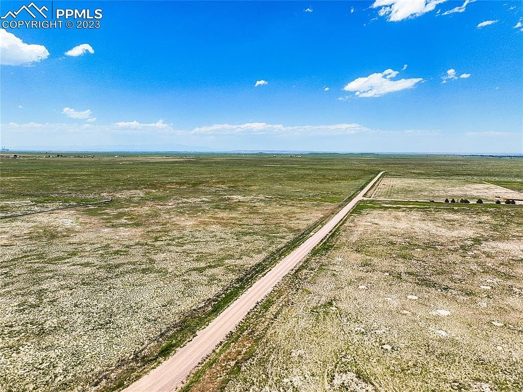 Par 7 Bush Rd, Avondale, CO, 81022 - Thumbnail 2