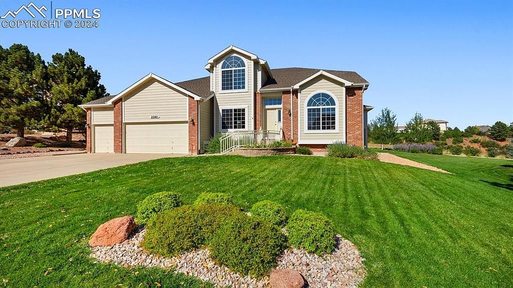 2380 Vanreen Dr Colorado Springs, CO 80919 - Thumbnail 2