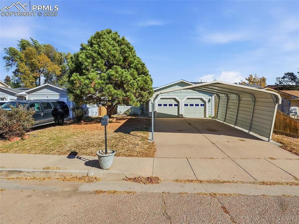 4385 Cassidy St Colorado Springs, CO 80911 - Thumbnail 2