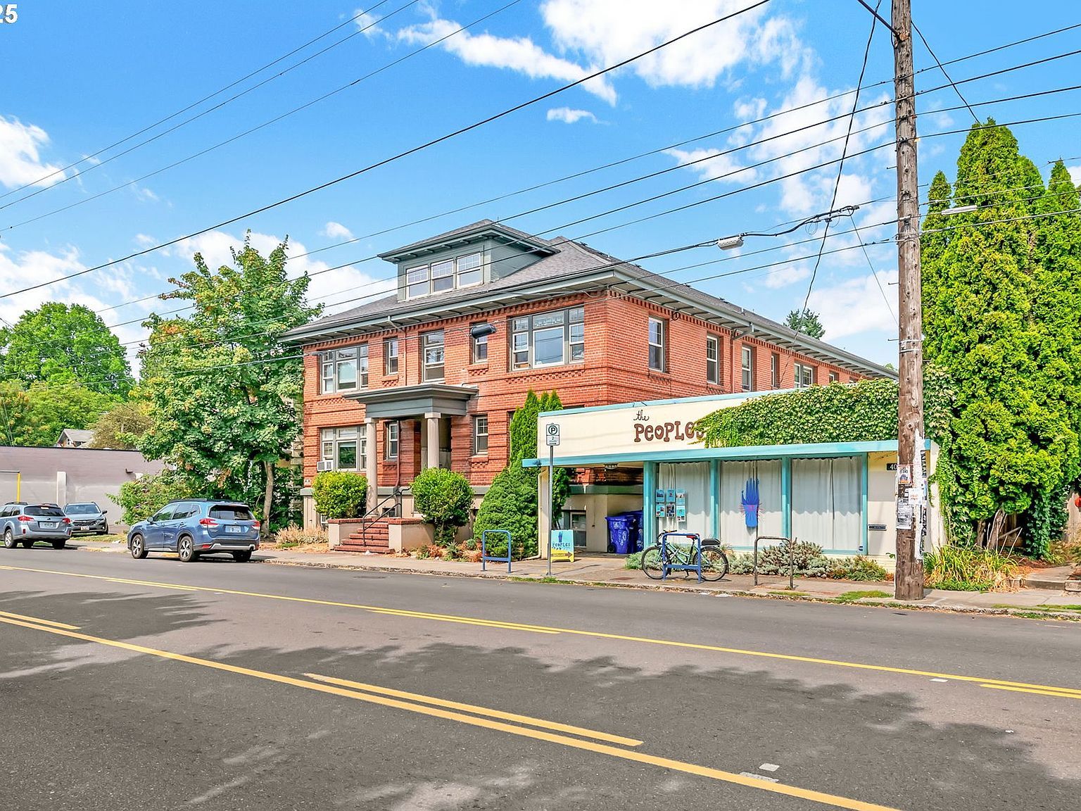 4025 SE Hawthorne Blvd #F395B40B0 Portland, OR 97214 - Thumbnail 2