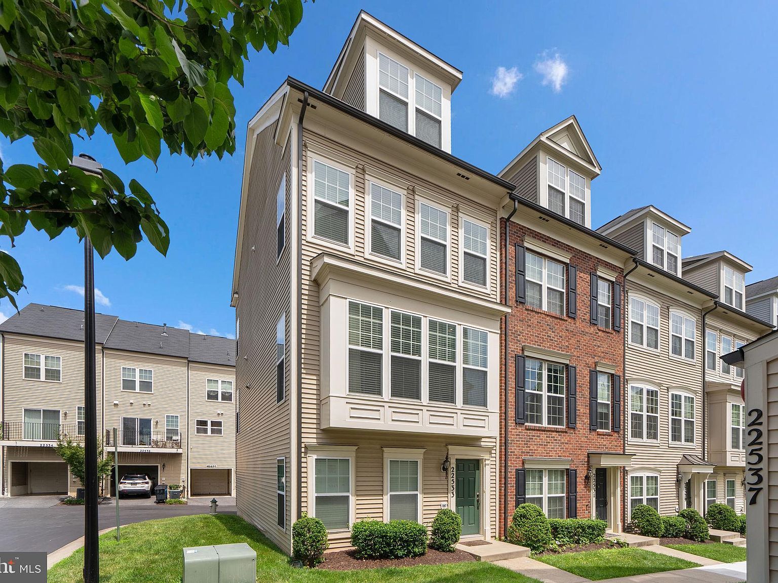 22533 Phillips St #1501 Clarksburg, MD 20871 - Thumbnail 2