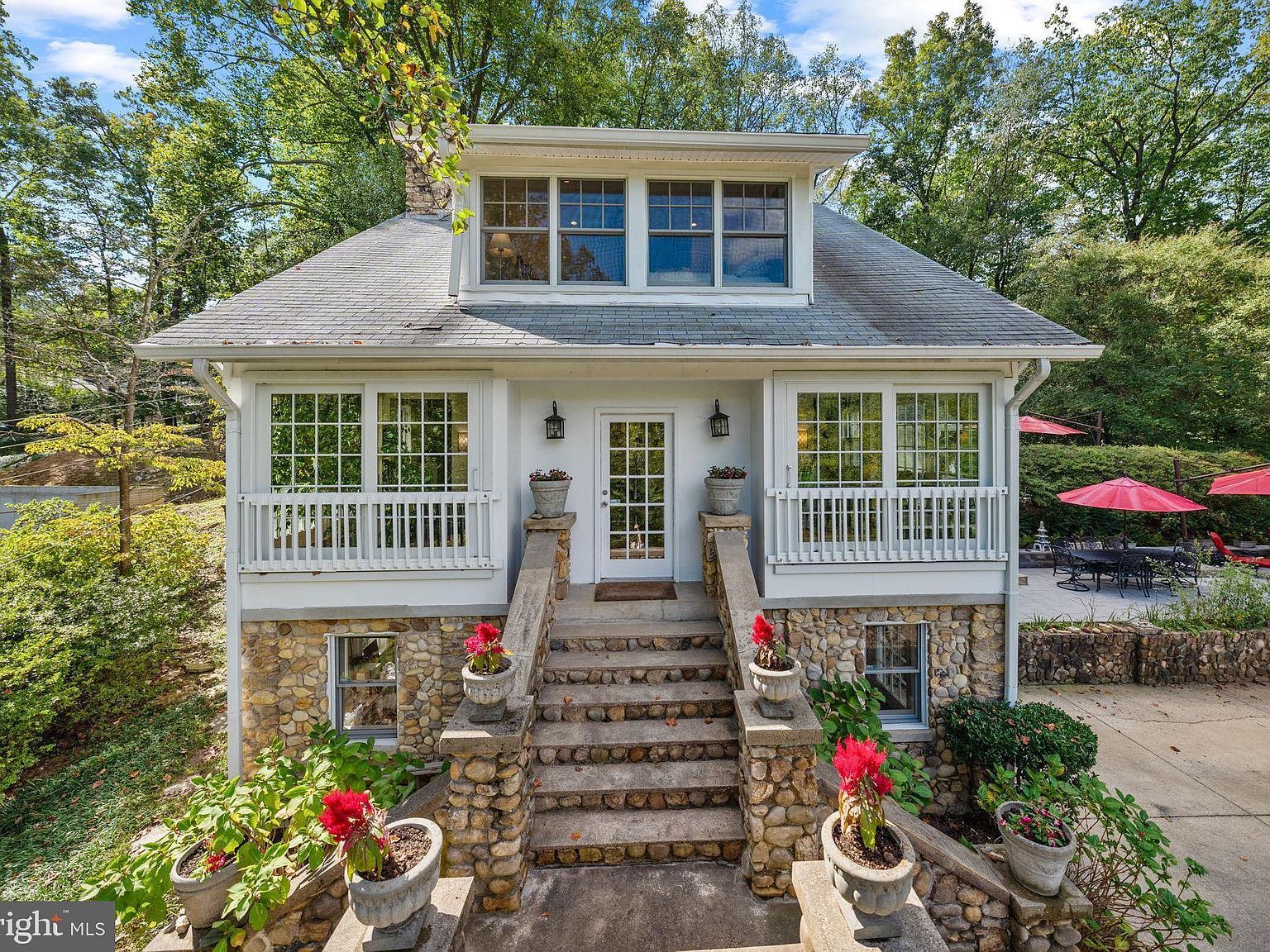 702 Sligo Creek Pkwy Takoma Park, MD 20912 - Thumbnail 2