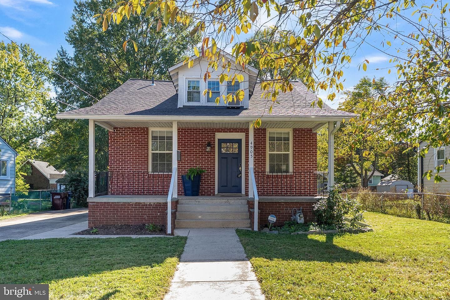 4905 Sheridan St Riverdale, MD 20737 - Thumbnail 2