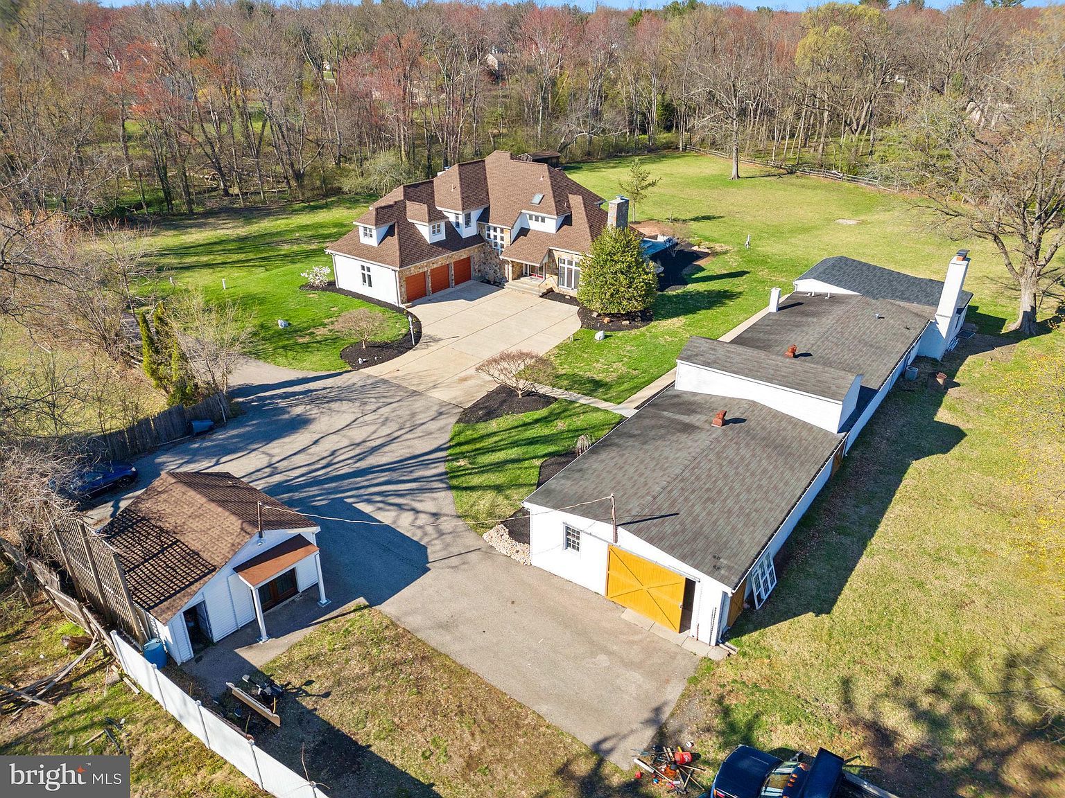 961 Skippack Pike Blue Bell, PA 19422 - Thumbnail 2