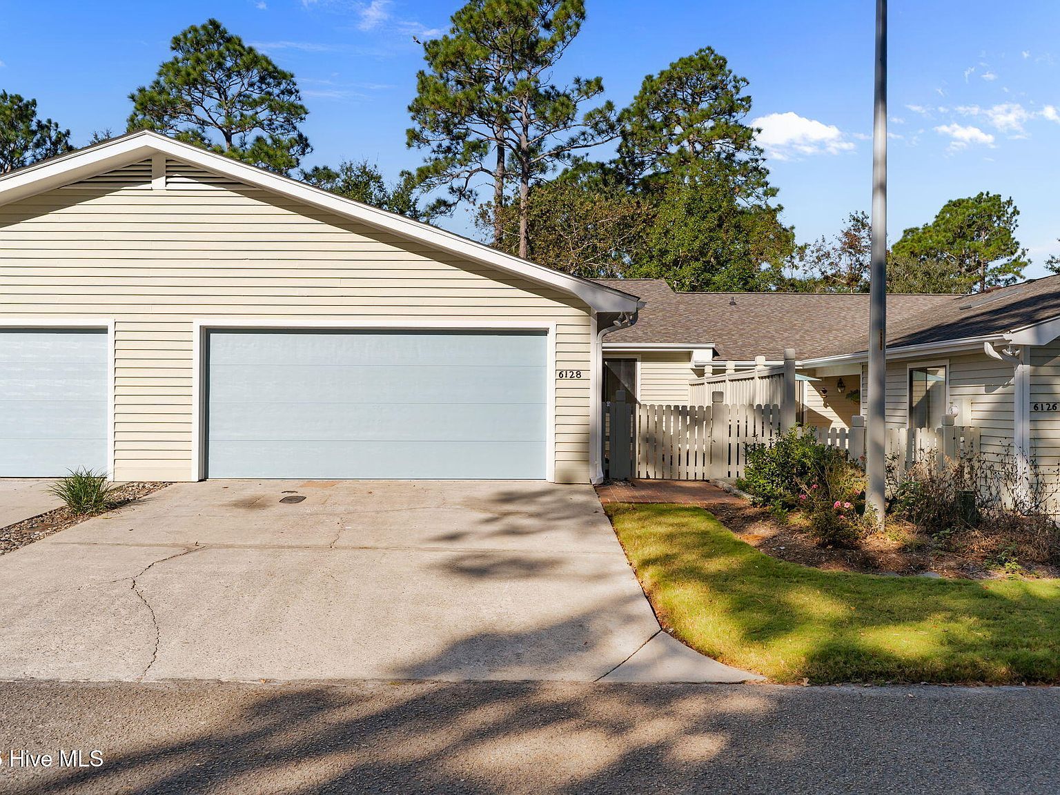 6128 Inland Greens Dr Wilmington, NC 28405 - Thumbnail 2