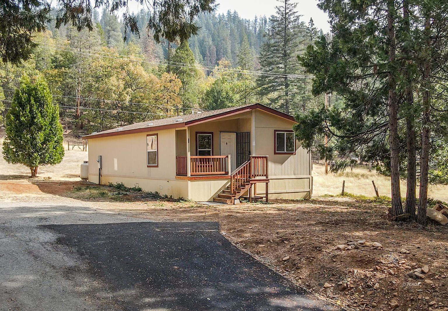 1260 E Weaver Creek Rd Lewiston, CA 96093 - Thumbnail 2