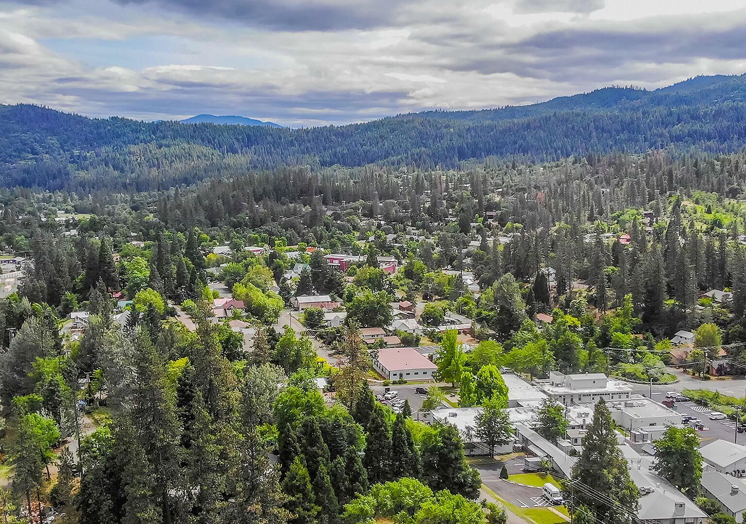 324 & 334 Taylor St Weaverville, CA 96093 - Thumbnail 2