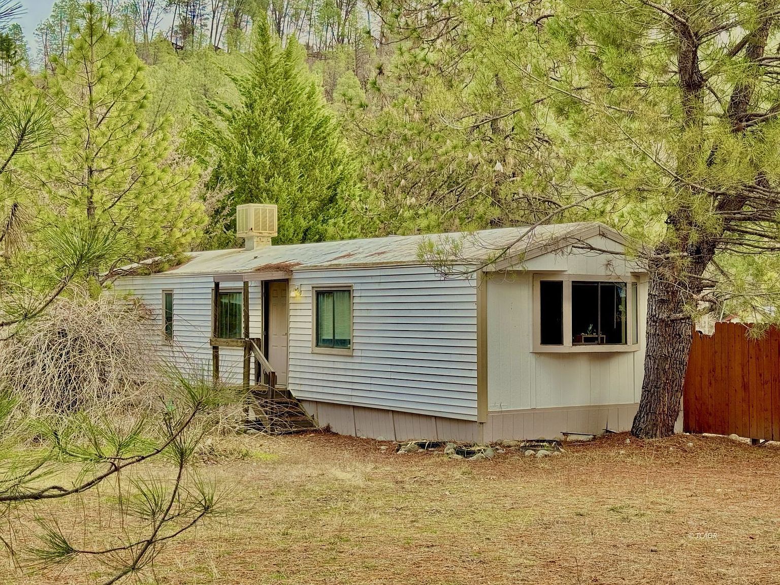 540 Reo Ln Douglas City, CA 96024 - Thumbnail 2