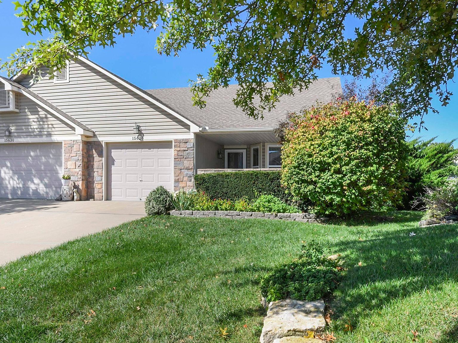 15628 Landauer Cir Basehor, KS 66007 - Thumbnail 2