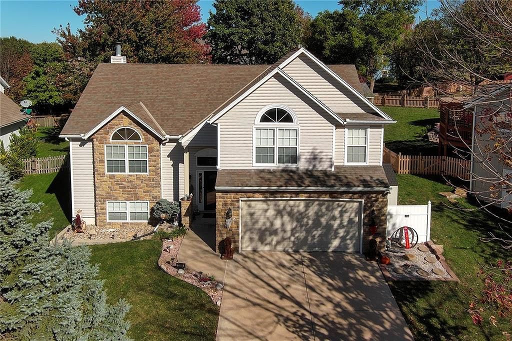 13648 W 129th Pl Olathe, KS 66062 - Thumbnail 2