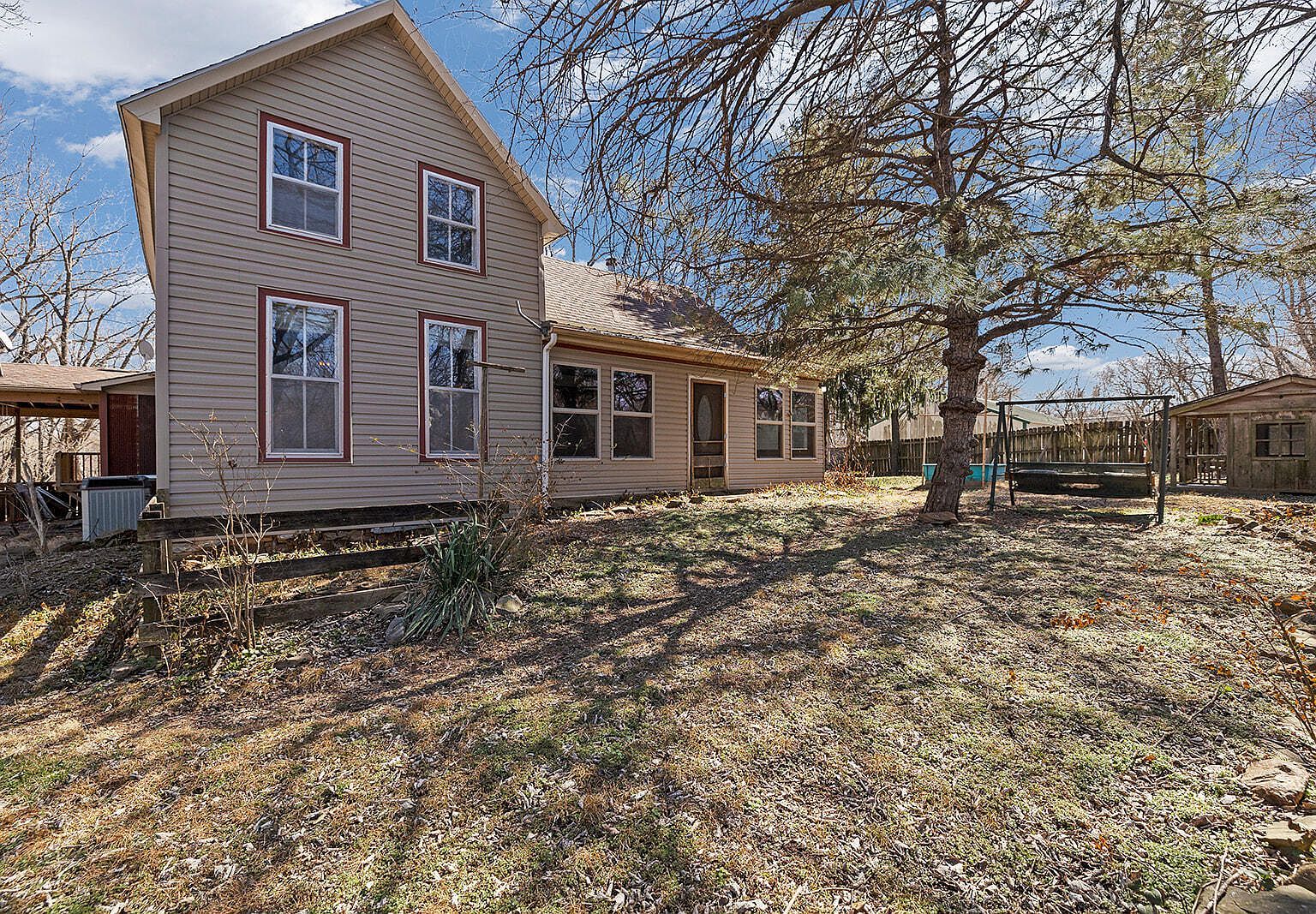 101 Fox Ln South Greenfield, MO 65752 - Thumbnail 2