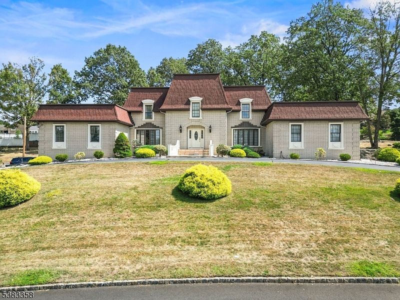 28 Battle Ridge Trl Totowa, NJ 07512 - Thumbnail 2