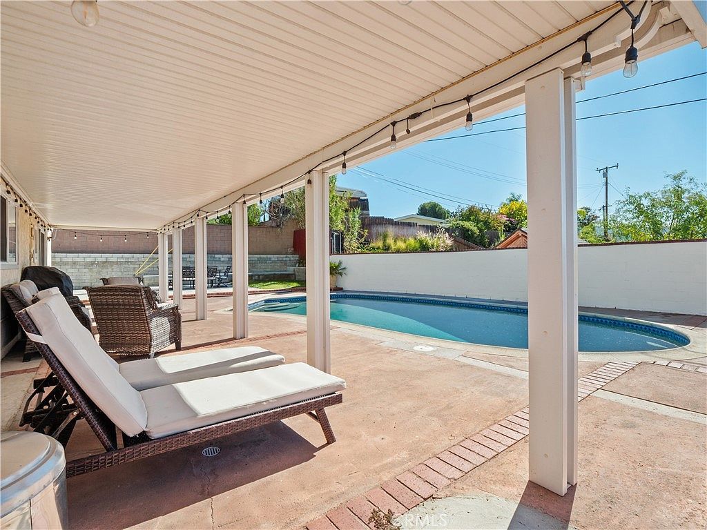 18920 Felbridge St Santa Clarita, CA 91351 - Thumbnail 2