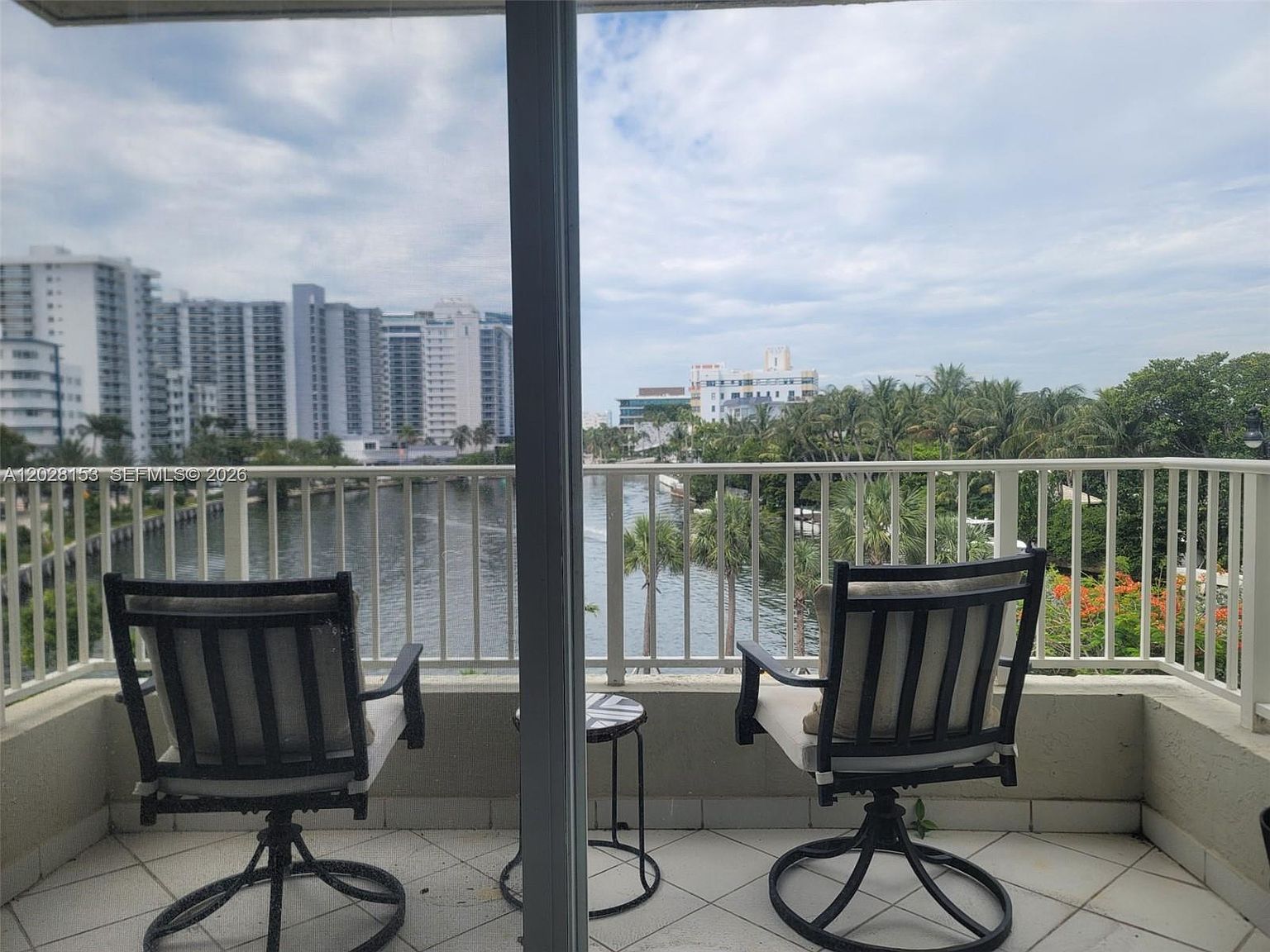 2600 Collins Ave APT 411 Miami Beach, FL 33140 | Condominium