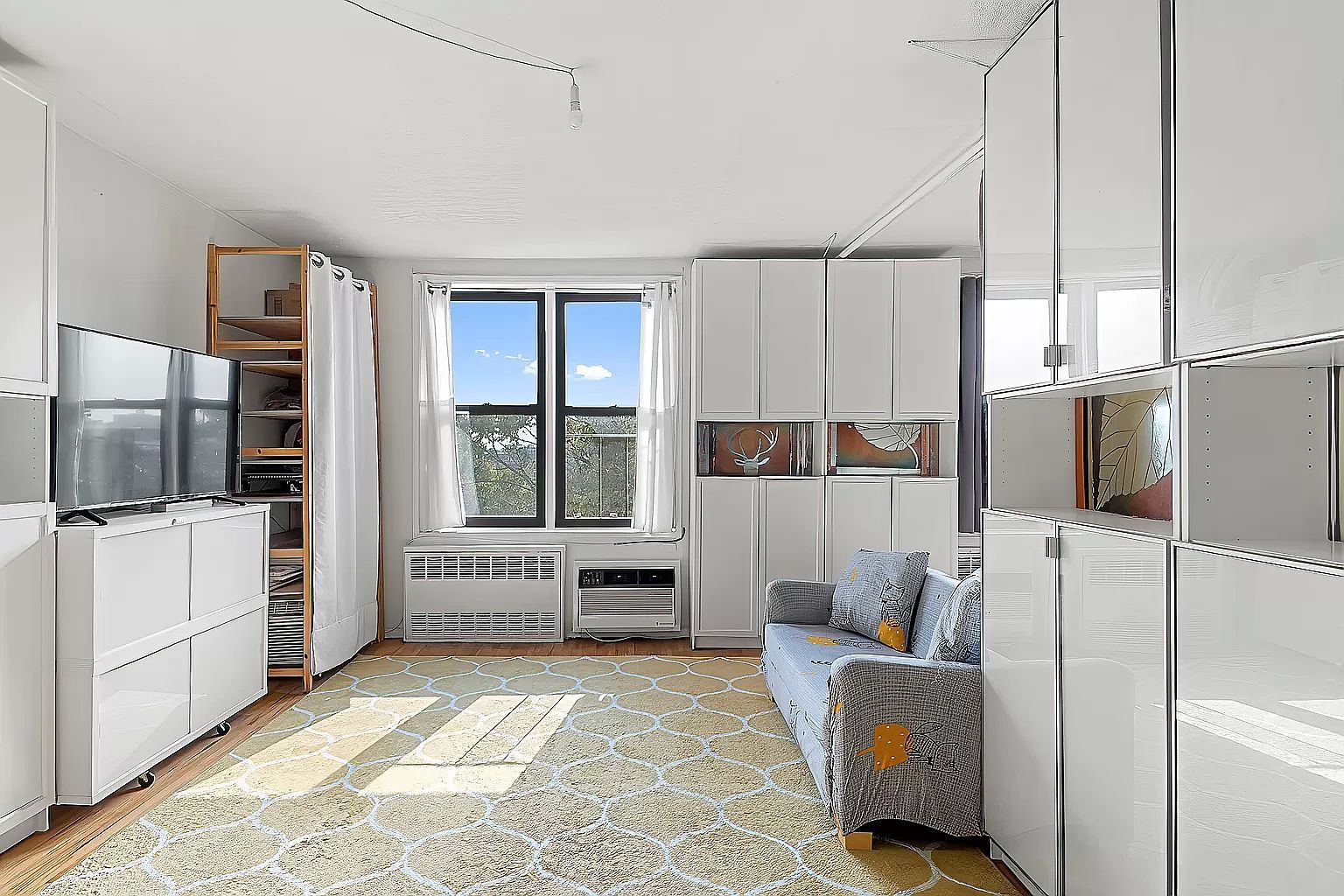 2015 Saint Paul Ave APT 6B Bronx, NY 10461 - Thumbnail 2