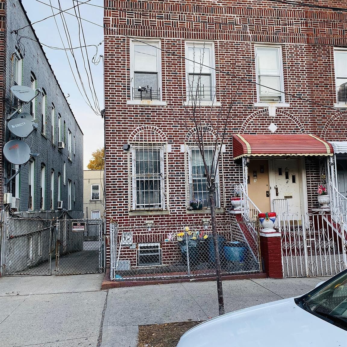 1126 Ward Ave Bronx, NY 10472, 10472
