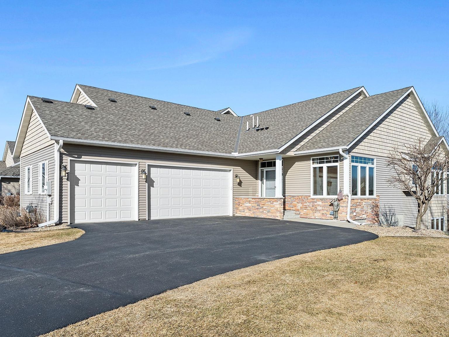 19822 Dawson Ln Farmington, MN 55024 - Thumbnail 2