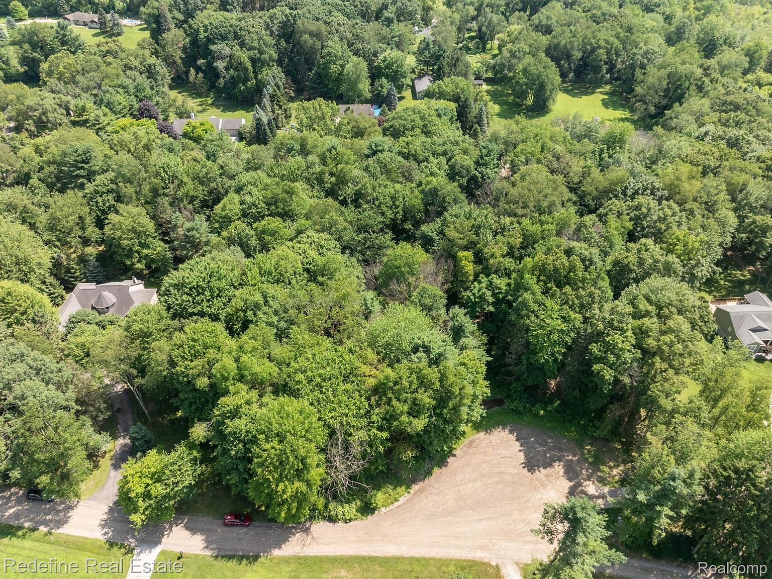 0 Pine Grove Ln Milford, MI 48381 - Thumbnail 2