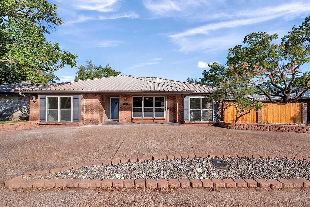 2808 Andover Ave Midland, TX 79705 - Thumbnail 2