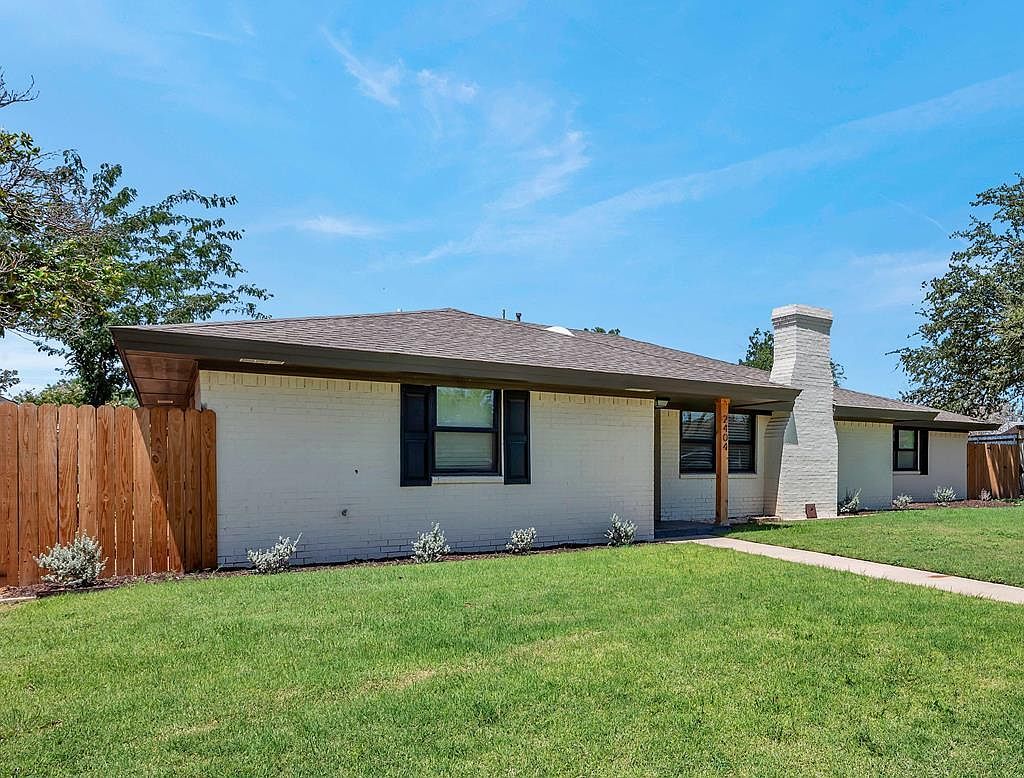 2404 Northtown Ct Midland, TX 79705 - Thumbnail 2