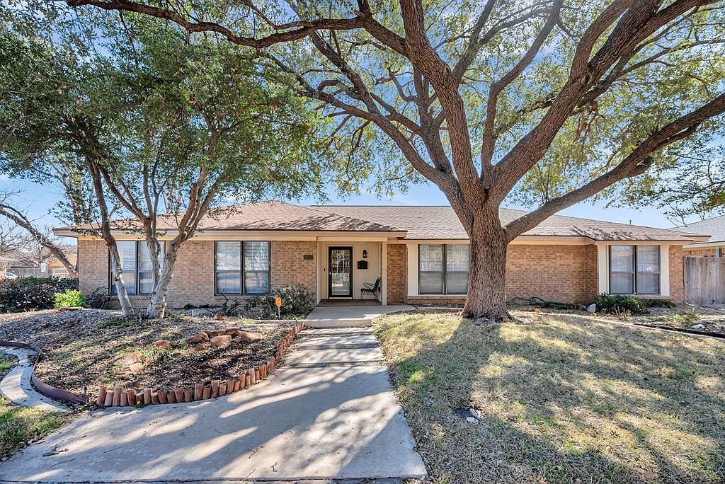 2901 Emerson Pl Midland, TX 79705 - Thumbnail 2