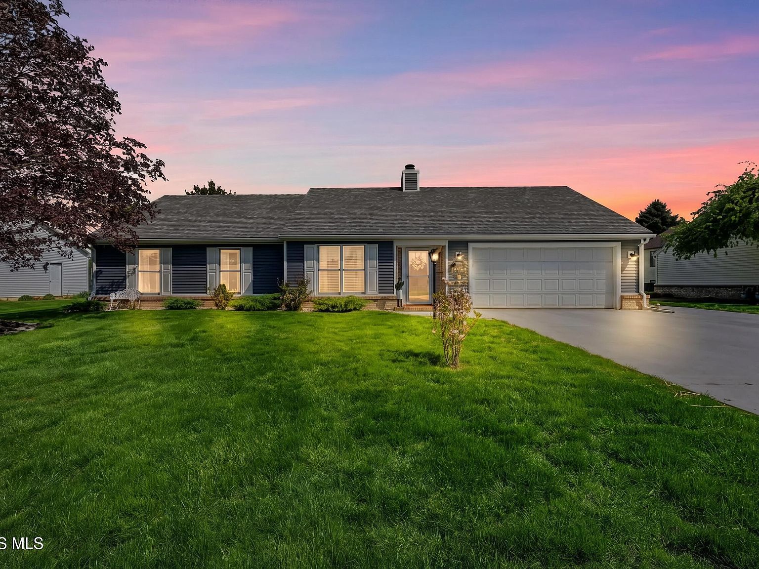 23542 E 4th St Grand Rapids, OH 43522  | Single Family
