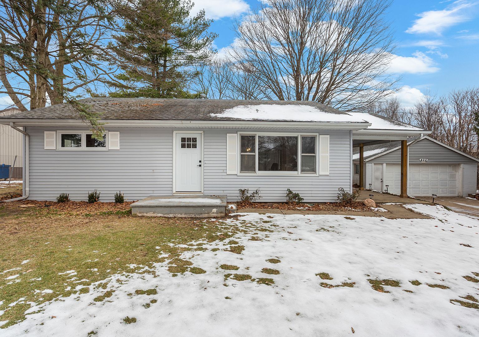 402 S Washington St Saybrook, IL 61770 - Thumbnail 2