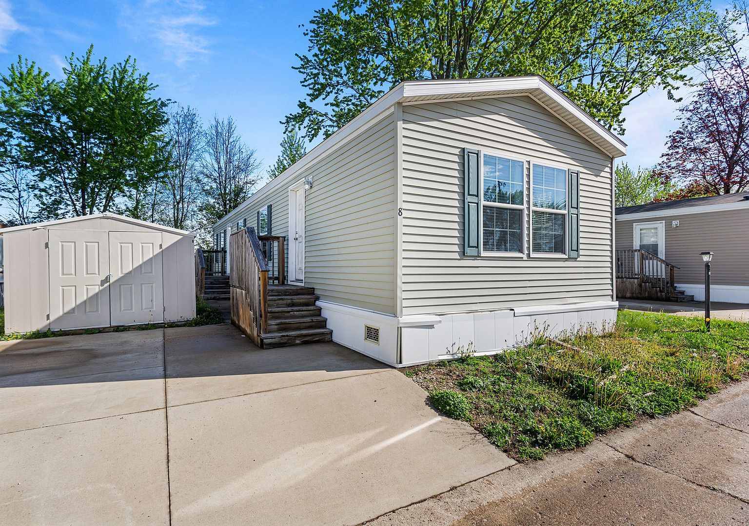 8 Fern St Urbana, IL 61802  | New build