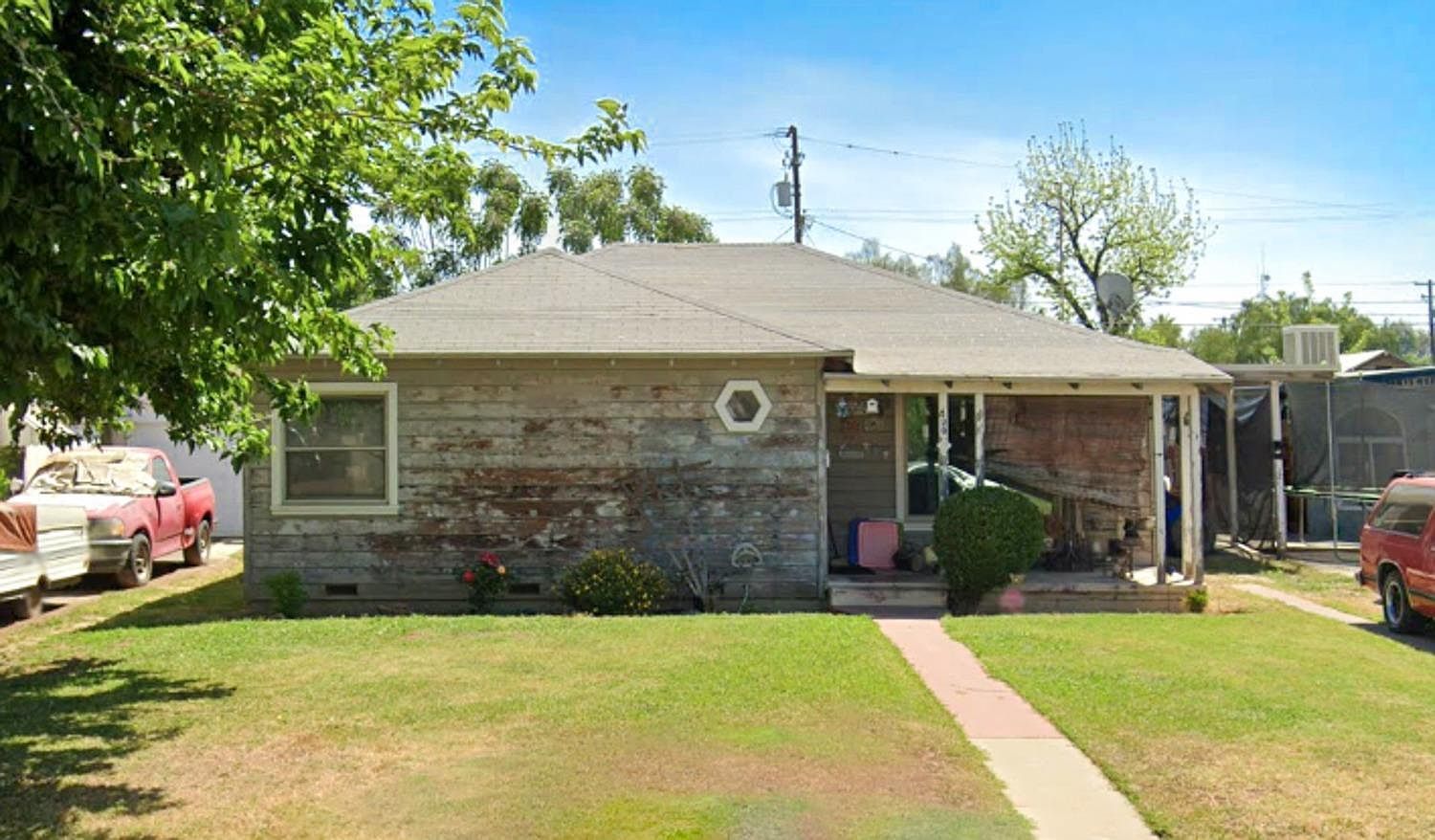 520 Hawley Ave Sanger, CA 93657 - Thumbnail 2