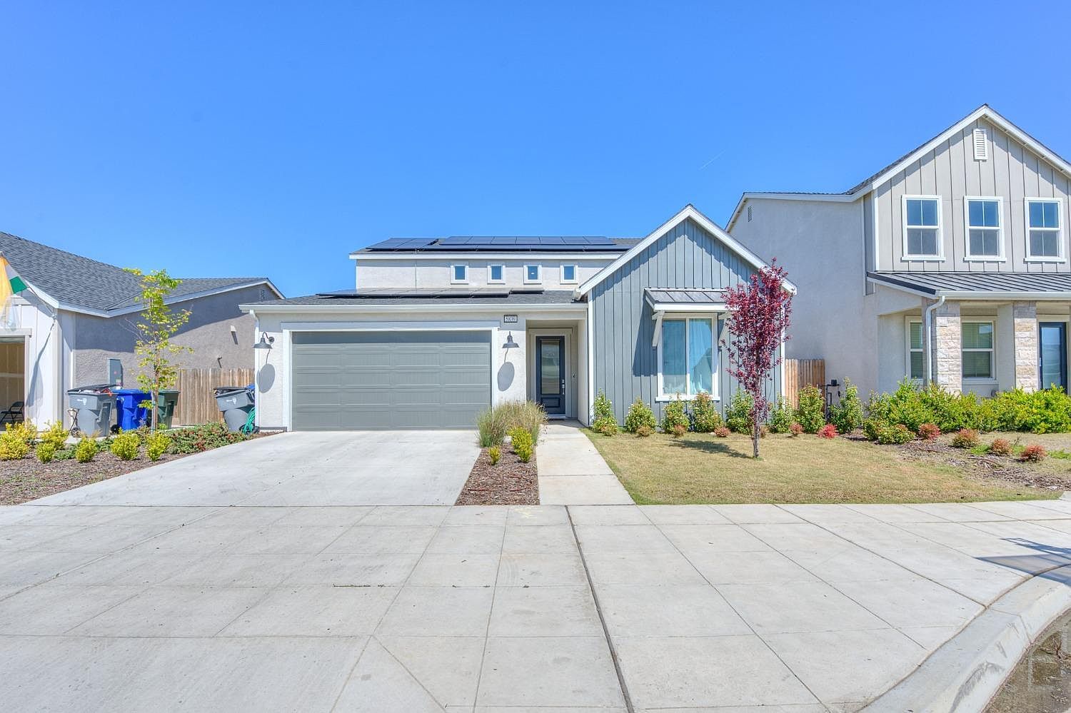 5839 E Belgravia Ave Fresno, CA 93727 - Thumbnail 2